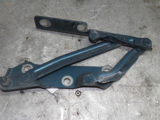 Петля капота HHO8U4 Opel Vectra - Фото 3