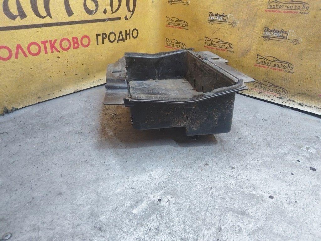 Полка аккумулятора Q4UGKN Citroen Xsara Picasso - Фото 3