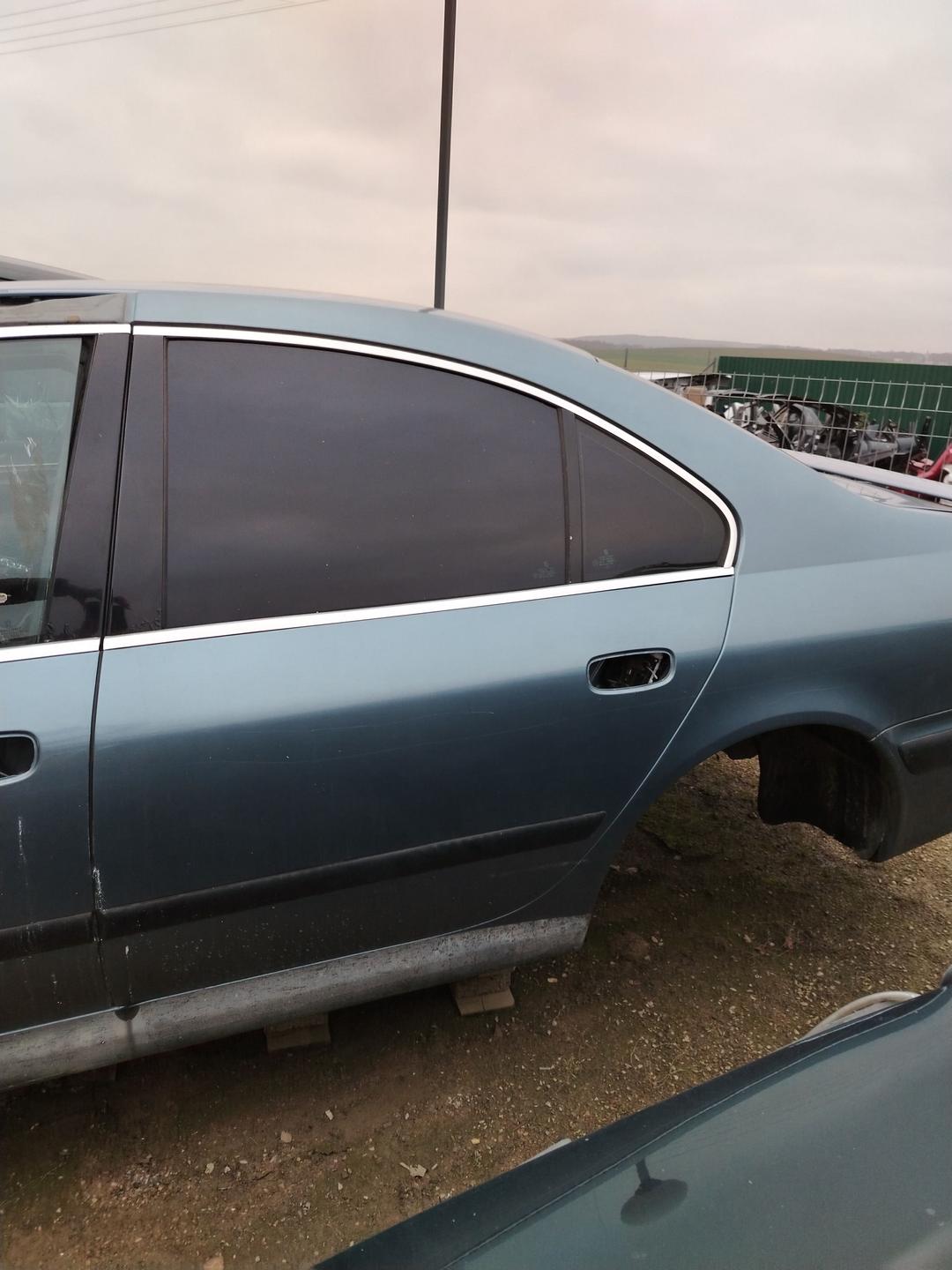 Стекло двери задней левой 9P4BAD Peugeot 607