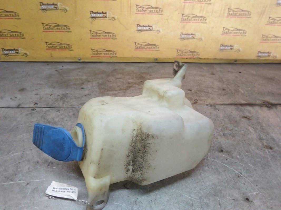 Бачок омывателя FJ7CV3 Skoda Octavia - Фото 1
