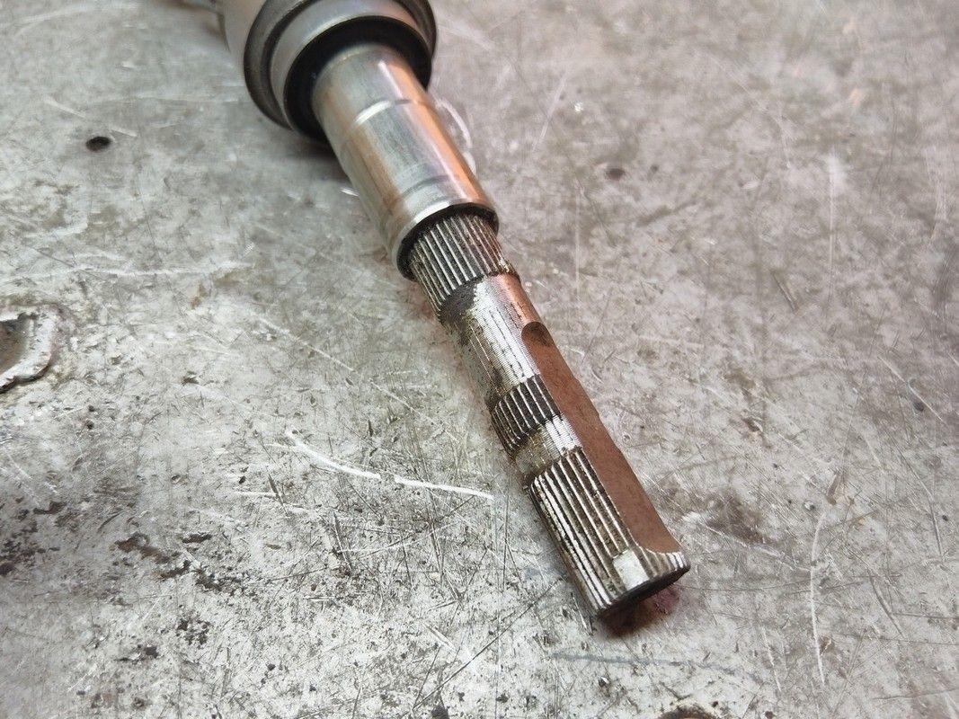 Рулевой карданчик ZRL3OU Mazda 323F купить с доставкой