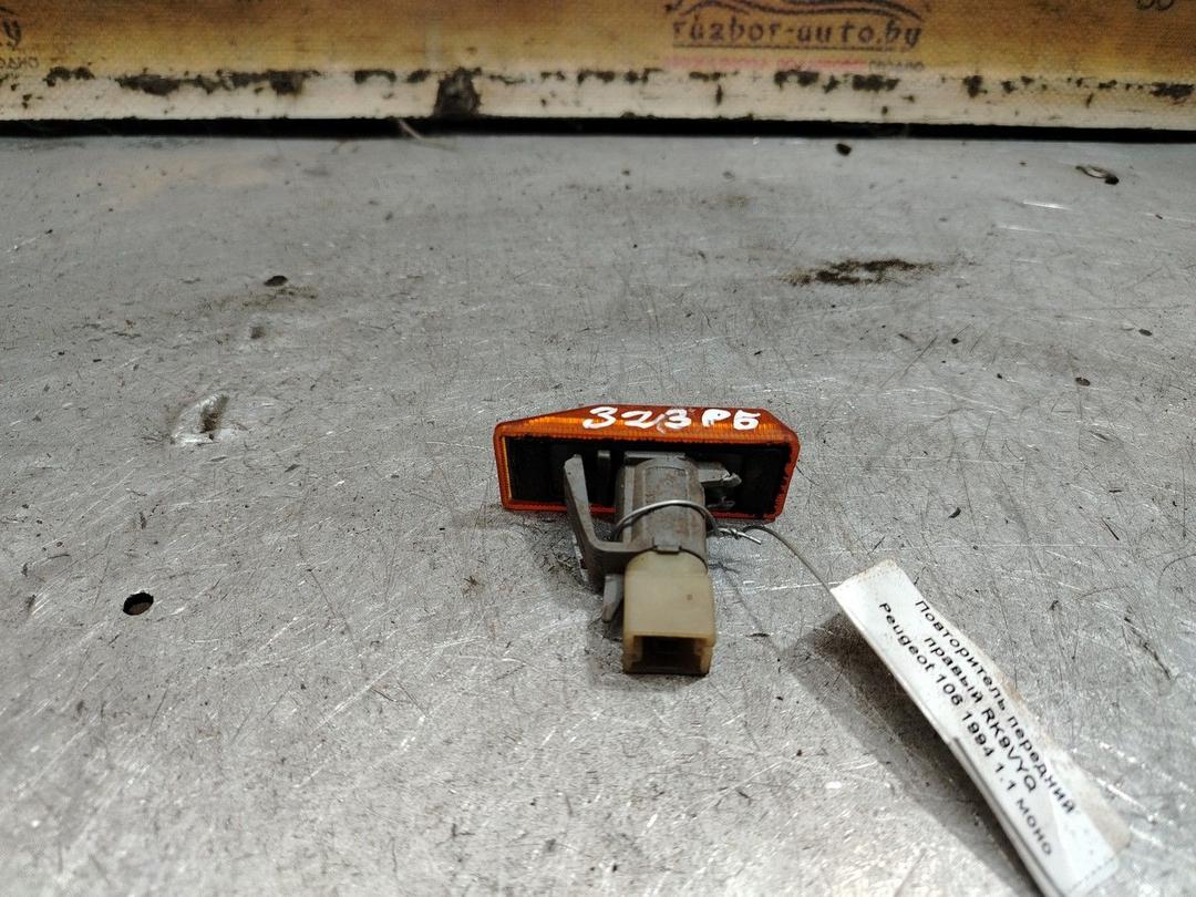 Повторитель передний правый RK9VYQ Peugeot 106 - Фото 2