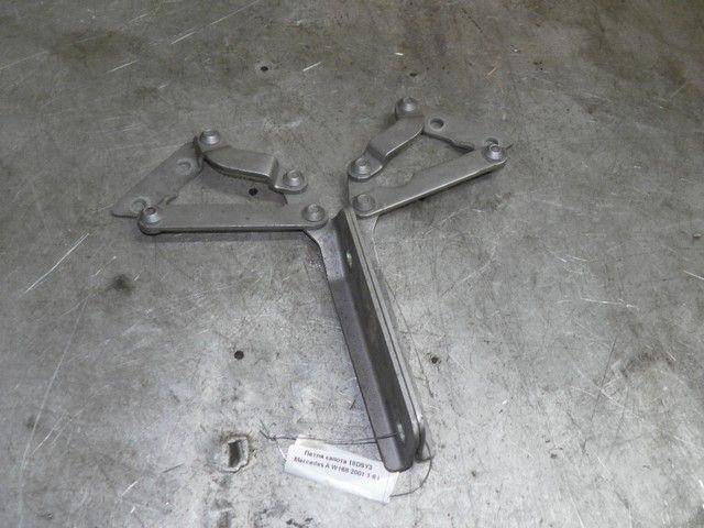 Петля капота 18DSY3 Mercedes A W168