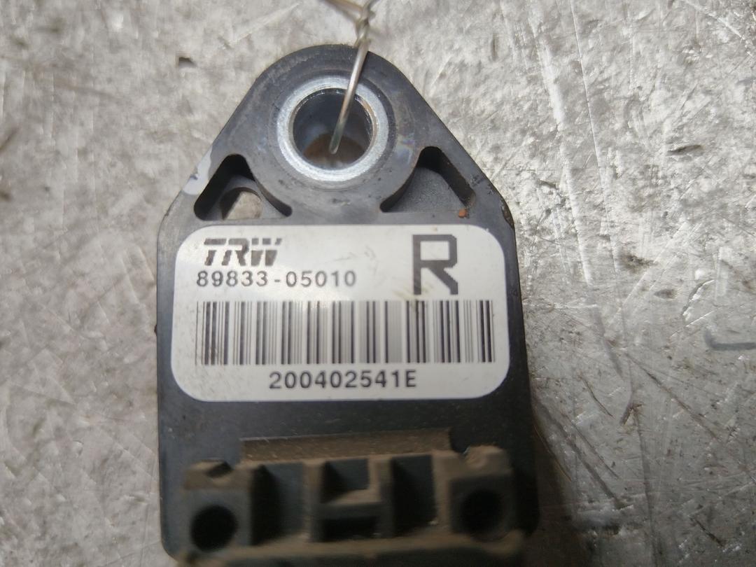 Датчик удара OGUQC8 Toyota Avensis купить на авторазборке