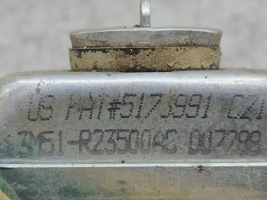 Ограничитель открывания двери задней JUTX2Q Ford Focus - Фото 4