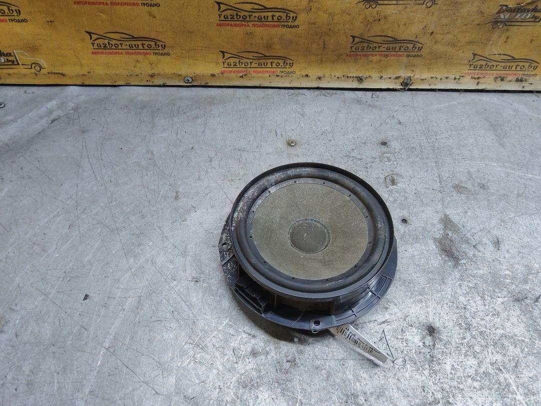 Динамик двери передней левой LLW8B1 Skoda Fabia