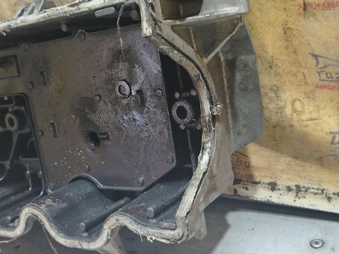 Клапанная крышка 67VO9S Renault Safrane - Фото 5