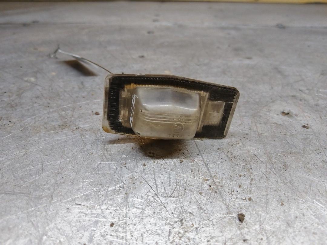 Подсветка номера LK5E5P Mazda Premacy