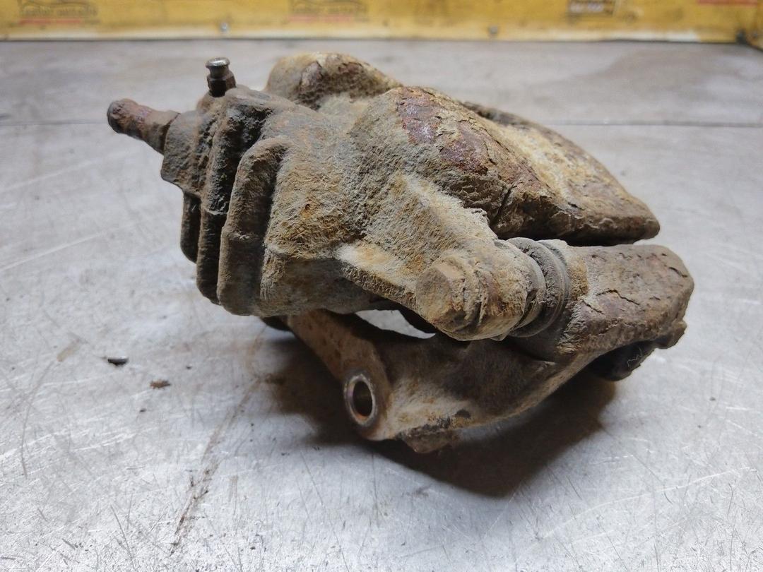 Суппорт передний левый R71B2D Peugeot 307 купить в магазине запчастей бу