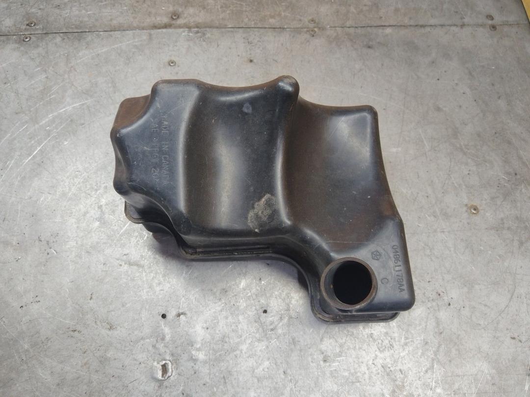 Резонатор воздушного фильтра K62YPH Chrysler Voyager купить с доставкой