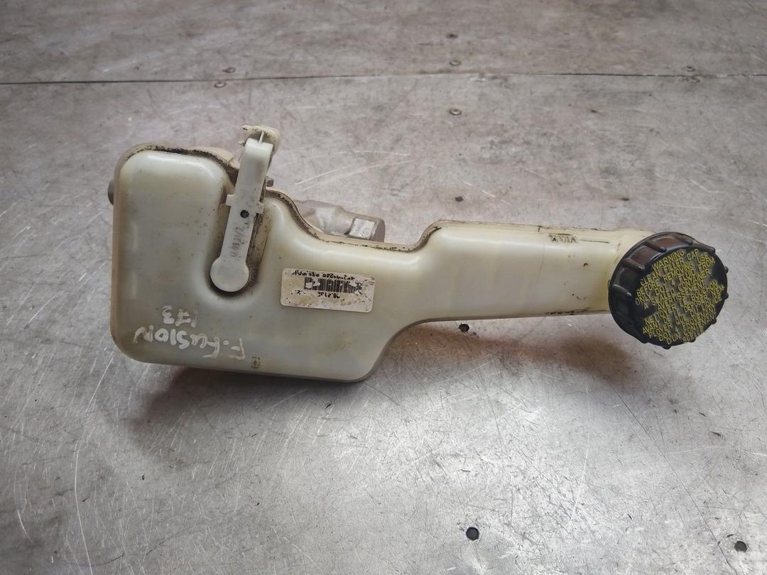 Цилиндр тормозной главный M2L28B Ford Fusion - Фото 8