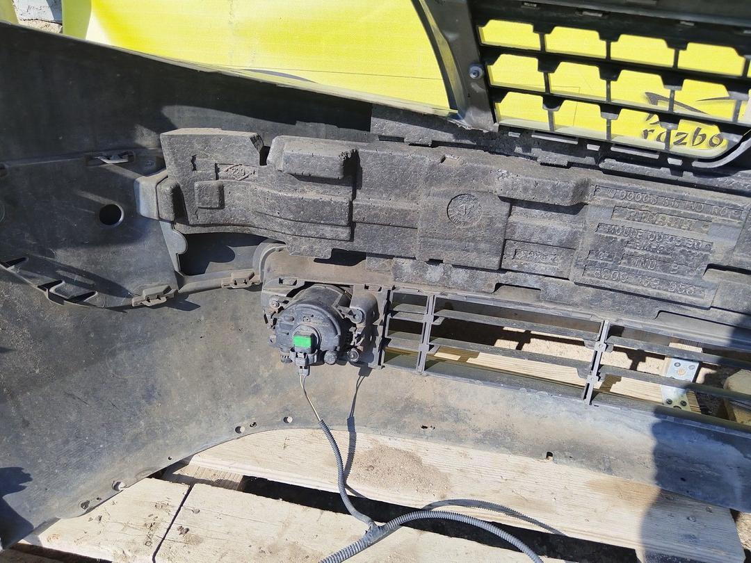 Бампер передний 564K4A Renault Scenic undefined