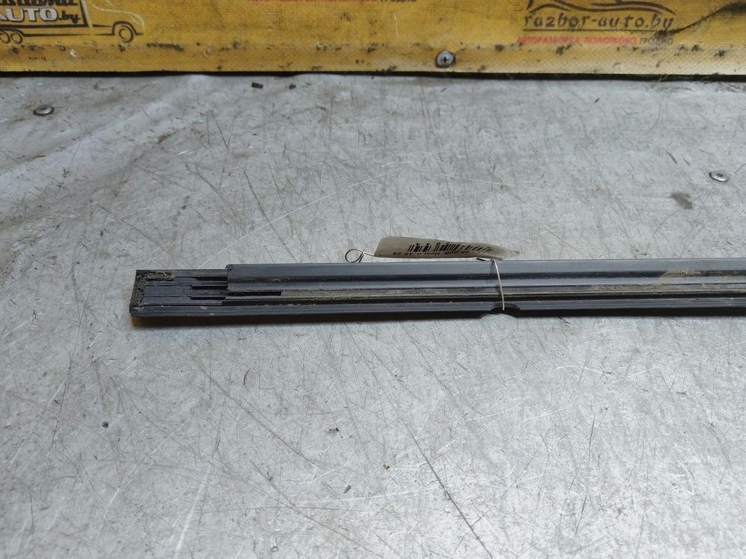 Молдинг стекла двери задней правой наружный QEBOV1 Mitsubishi Carisma купить в магазине запчастей бу