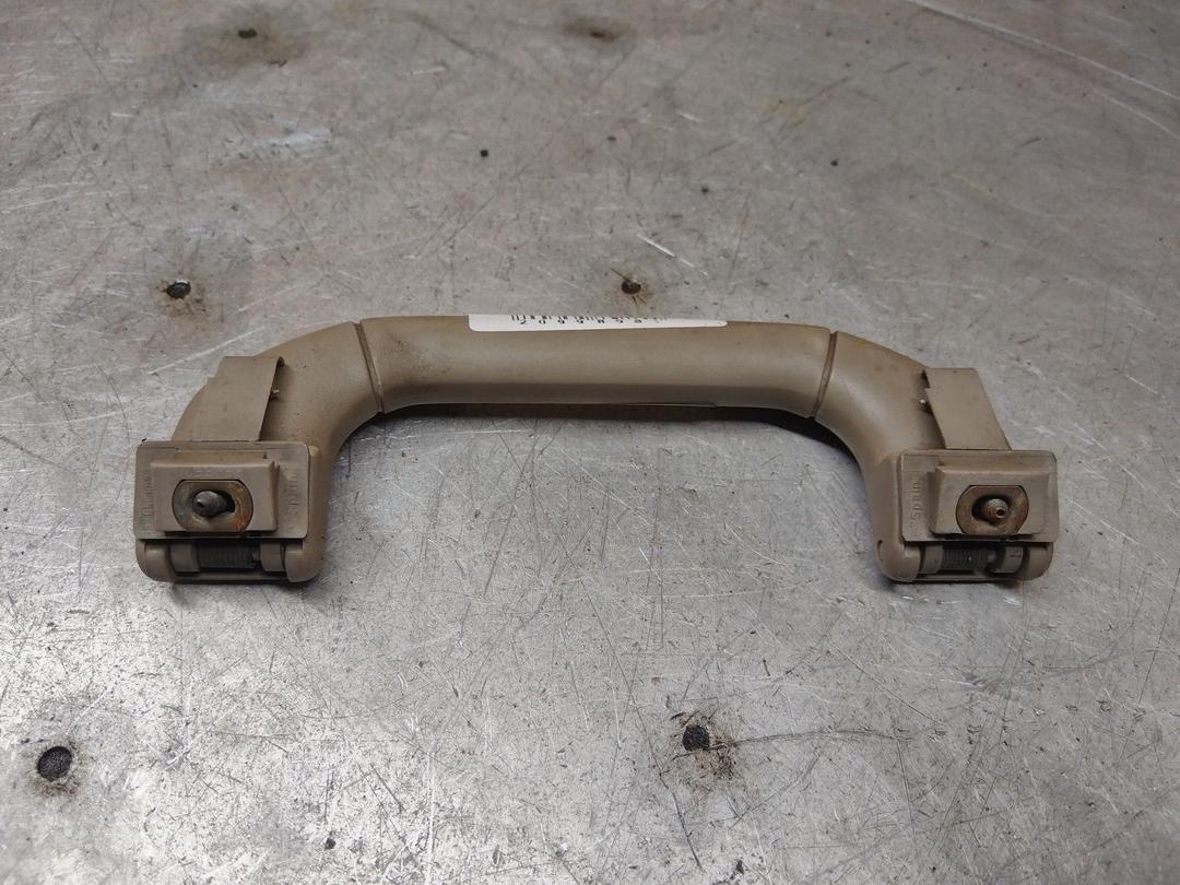 Ручка внутренняя потолочная 1QW08N Volkswagen Passat купить