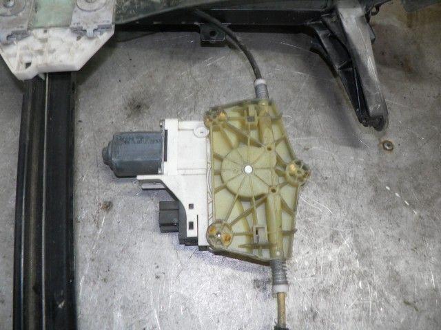 Стеклоподъемник электрический задний правый AUNRAD Audi A6 купить с доставкой. Огромный выбор запчастей и марок авто. У нас есть практически все.