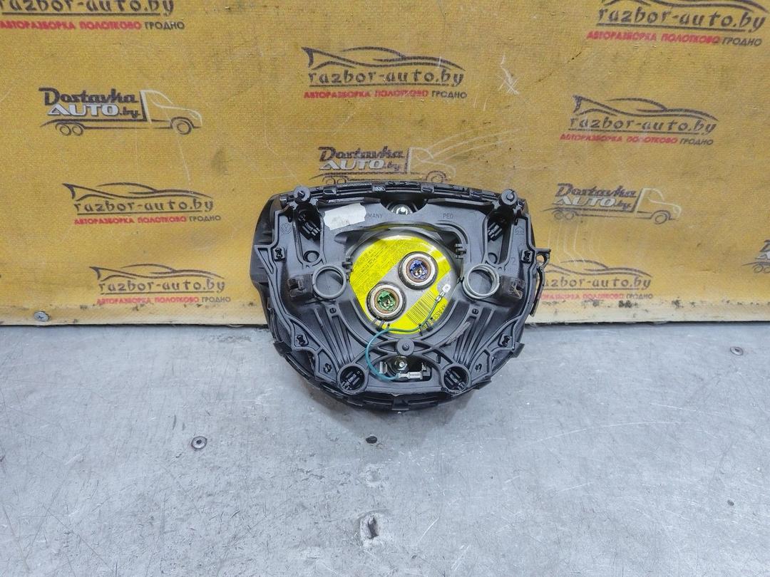 Подушка безопасности водителя ZOB4QJ Volkswagen Passat - Фото 4