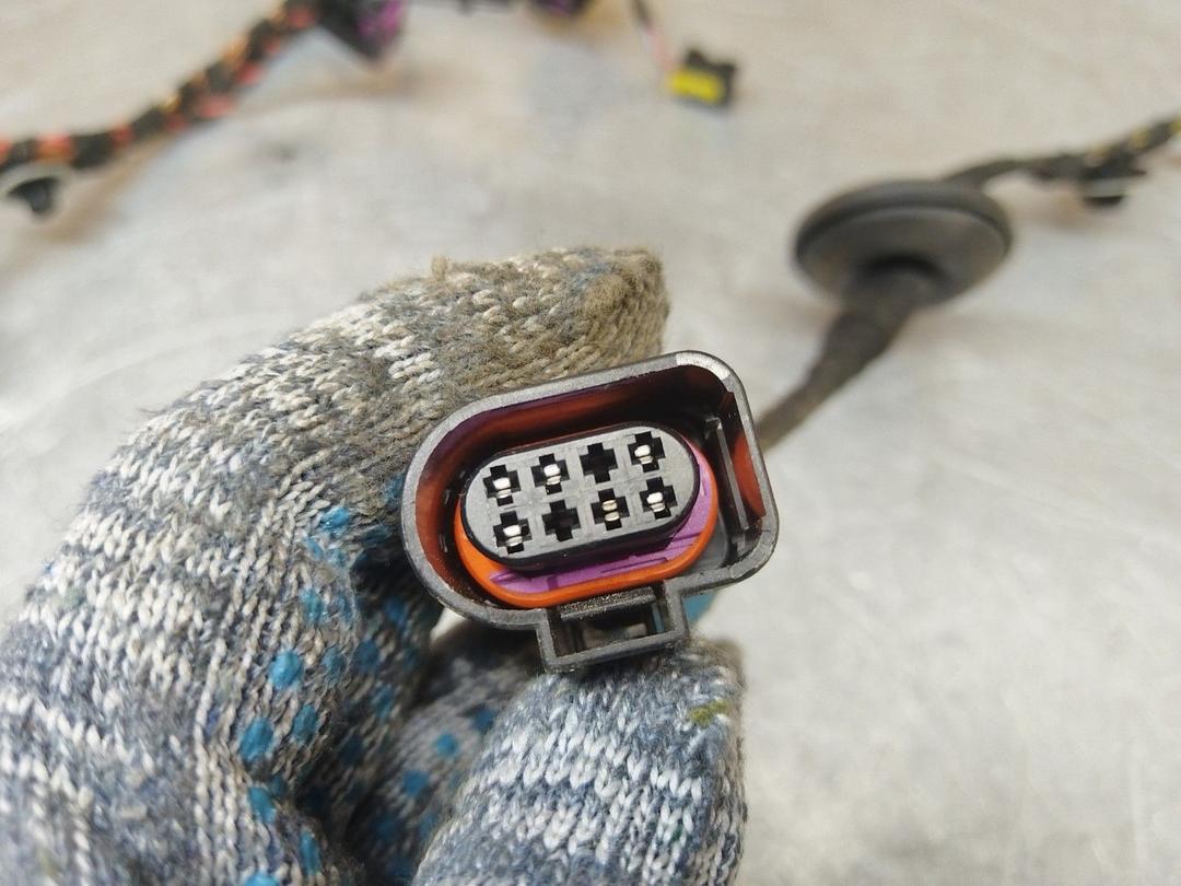 Проводка двери передней правой CJ3M16 Volkswagen Polo undefined