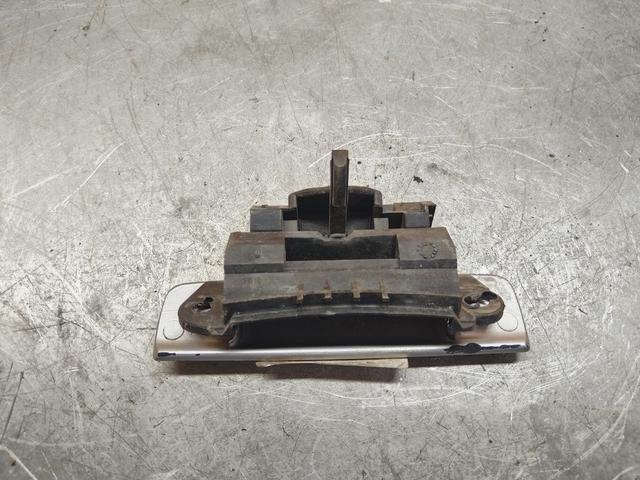 Ручка наружная задняя правая ZEP915 Peugeot 306 купить