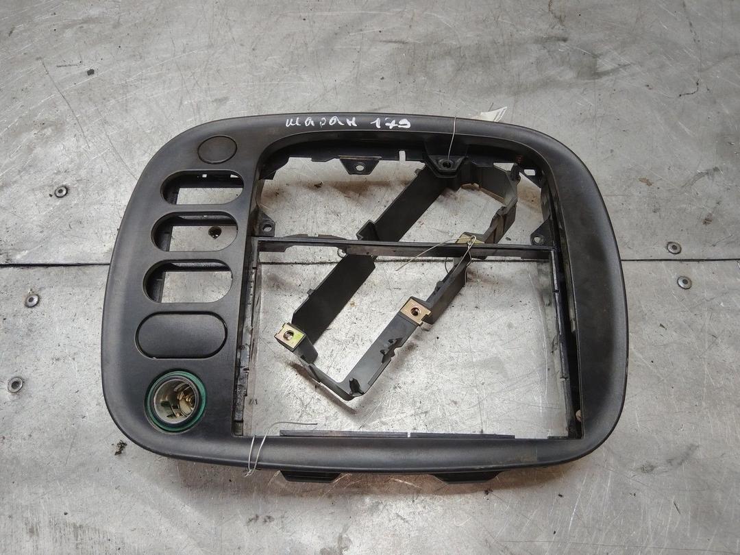 Рамка под магнитолу 320FWC Volkswagen Sharan