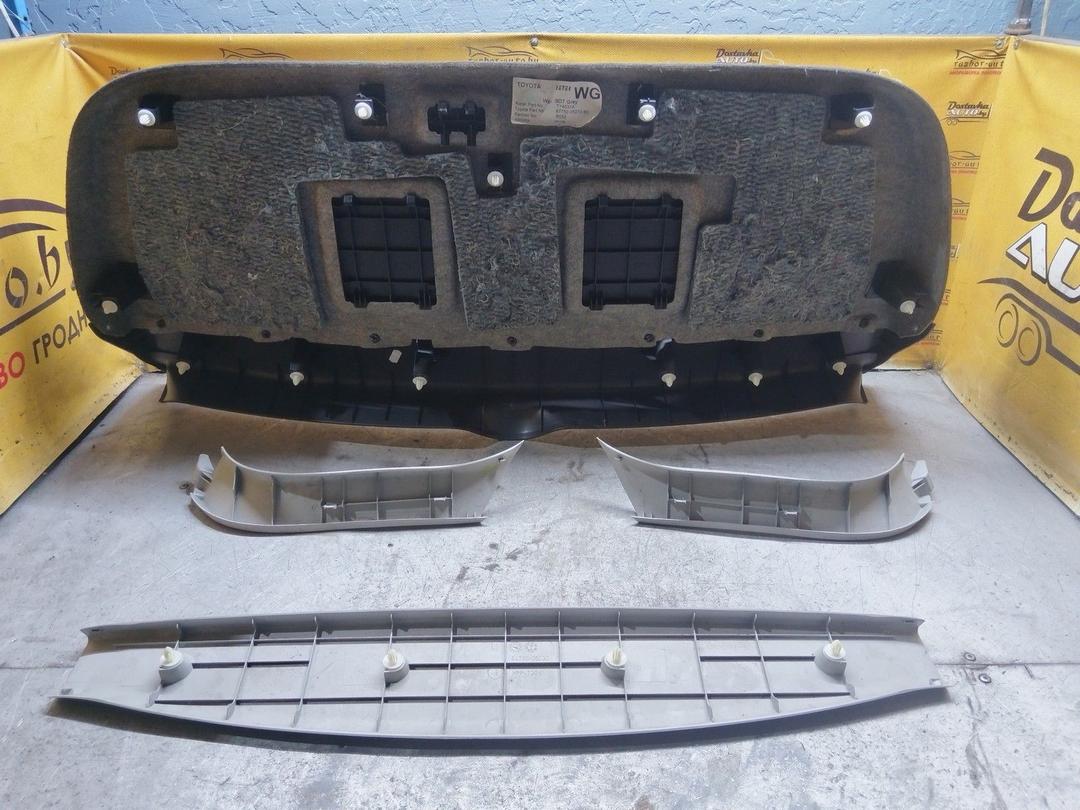 Обшивка крышки багажника F3MQE4 Toyota Avensis купить с доставкой