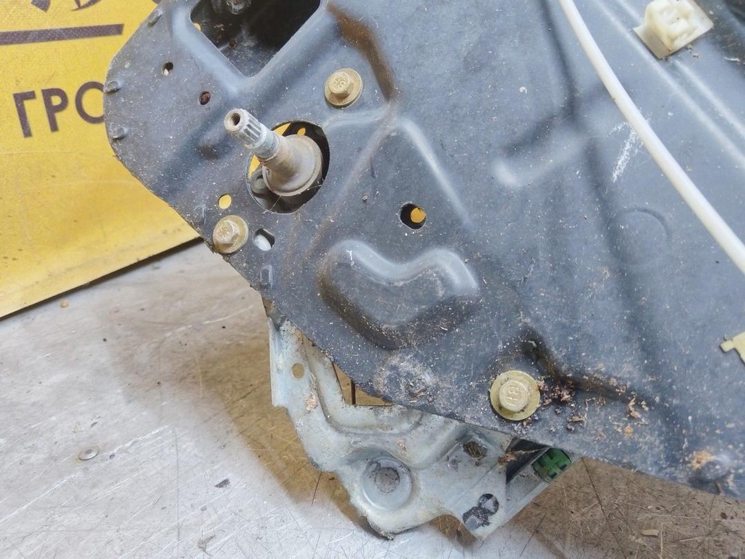 Стеклоподъемник задний правый GWDHP8 Audi 80 - Фото 6