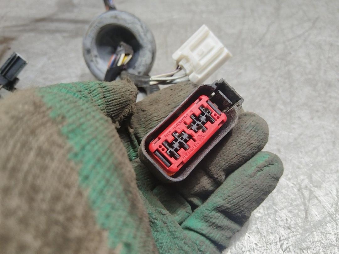 Проводка двери задней левой 07CHFP Ford C-Max купить с доставкой