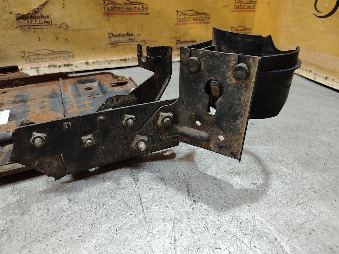 Полка аккумулятора 4Z363F Ford Galaxy - Фото 2