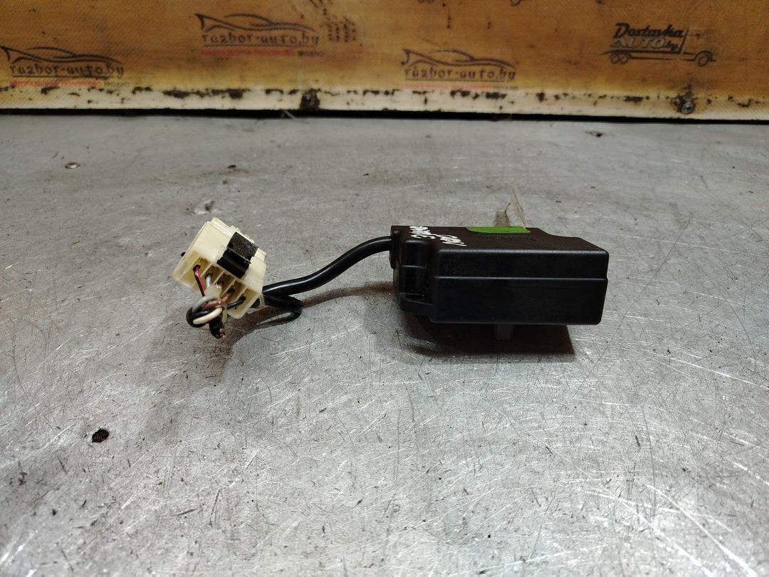 Моторчик заслонки печки MZLUXE Peugeot 605 - Фото 2