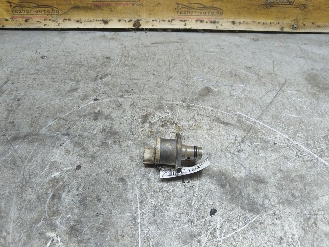 Регулятор давления топлива ZCP32H Toyota Avensis - Фото 1