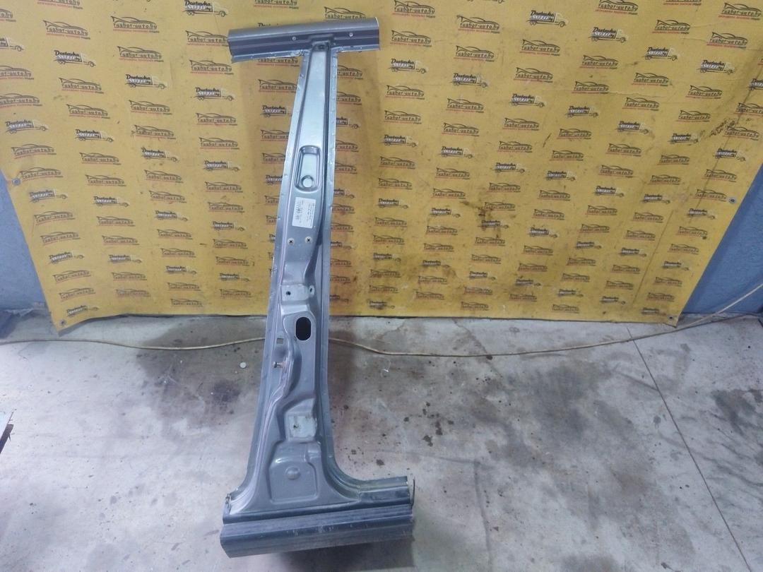 Стойка кузовная центральная левая 5O1RPM Audi 80