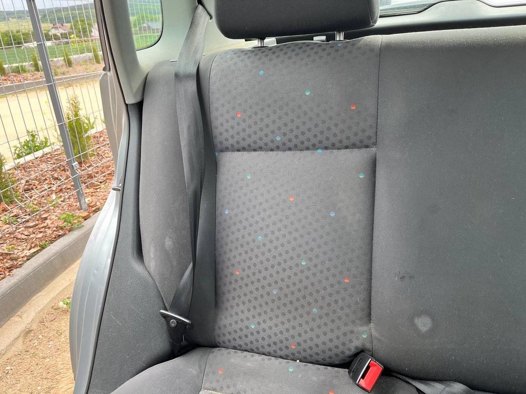 Ремень безопасности задний правый Y0MW8G Volkswagen Polo купить