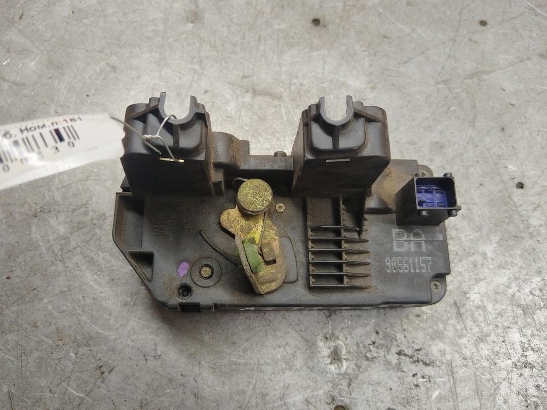 Замок двери задней левой 8NUB2M Opel Astra - Фото 3