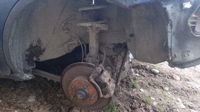 Кулак задний левый 2UZ0DN Mazda Premacy купить с доставкой