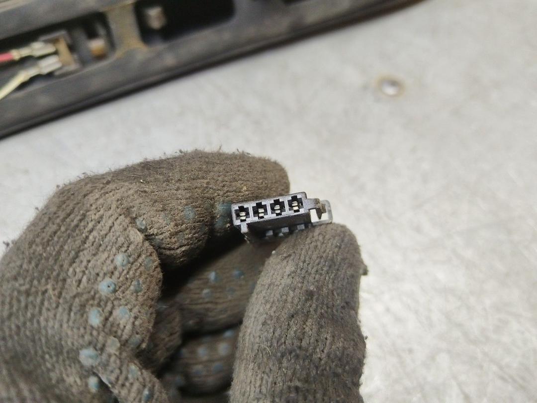 Накладка подсветки номера AFRPU4 Saab 9-3 - Фото 7