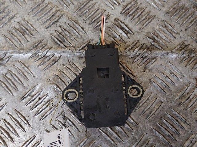 Датчик ускорения 7HSQ5U Nissan Primera купить на авторазборке