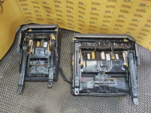 Салон (комплект сидений) JQ5P97 Seat Altea купить с доставкой. Огромный выбор салонов. У нас есть практически все.