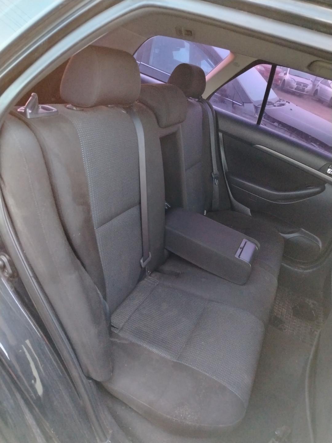 Салон (комплект сидений) A7ARGZ Toyota Avensis купить с доставкой