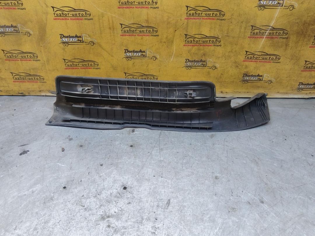 Накладка на порог DFHE7B Toyota Avensis купить