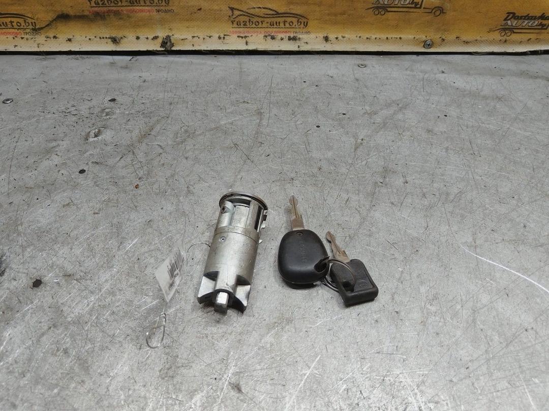 Замок зажигания 3790WU Renault Laguna купить в магазине запчастей бу