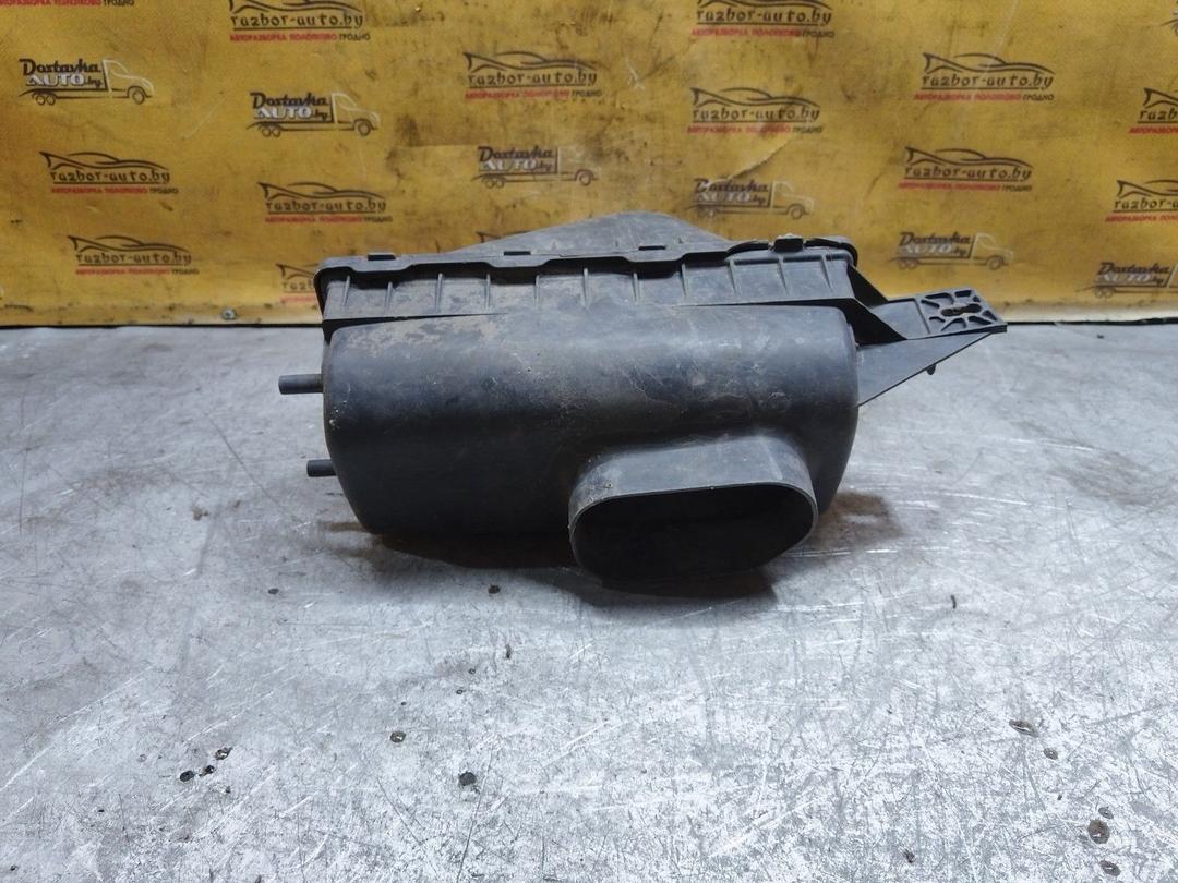 Корпус воздушного фильтра SVASRF Chrysler Voyager купить в магазине запчастей бу