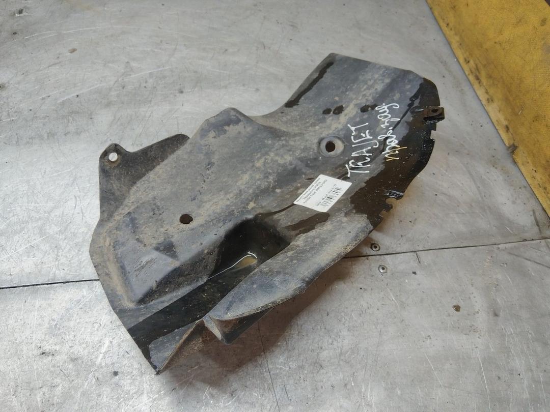 Защита арок задняя правая (подкрылок) U73718 Hyundai Trajet