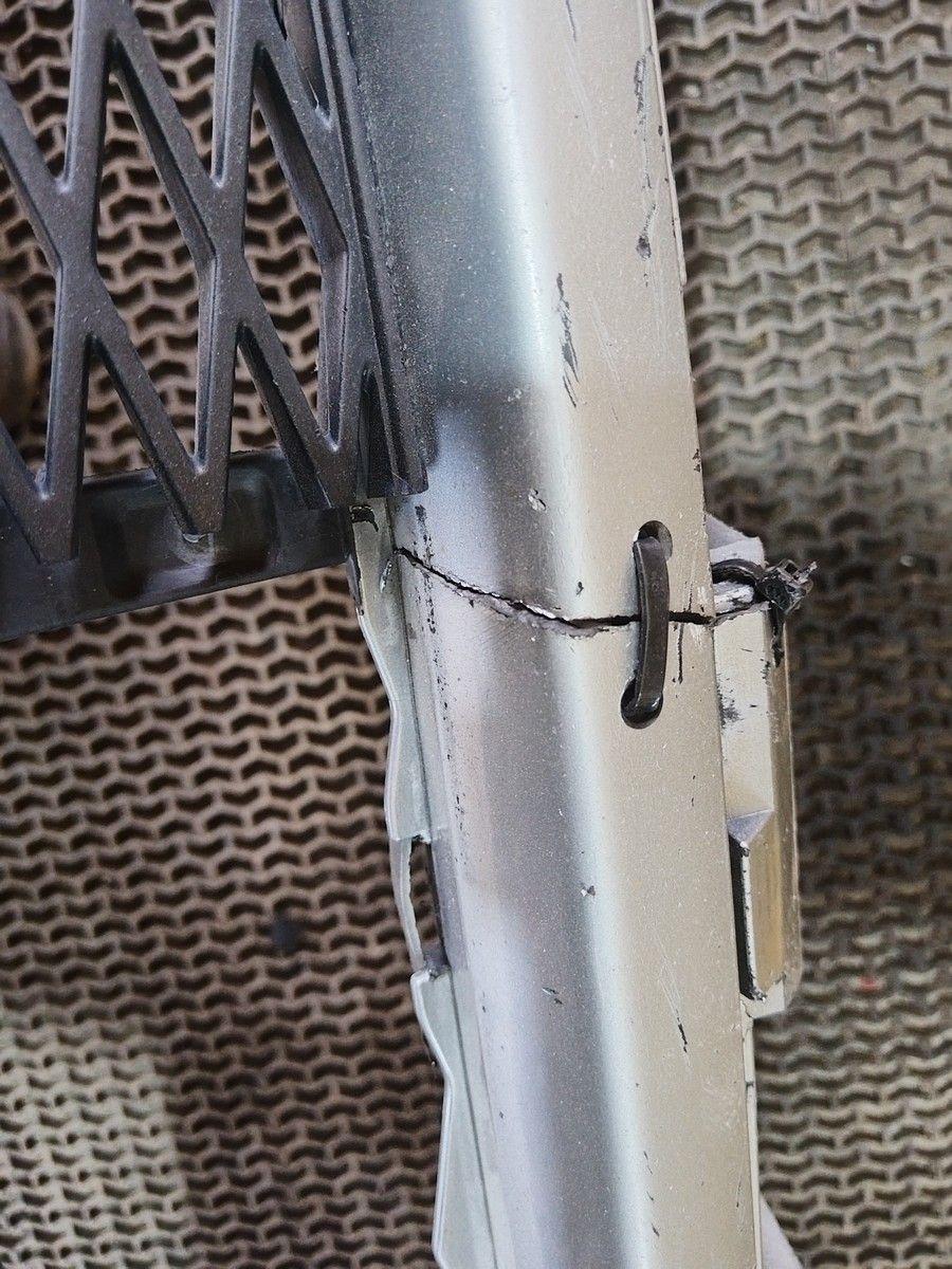 Бампер передний J6TPX6 Ford Galaxy undefined