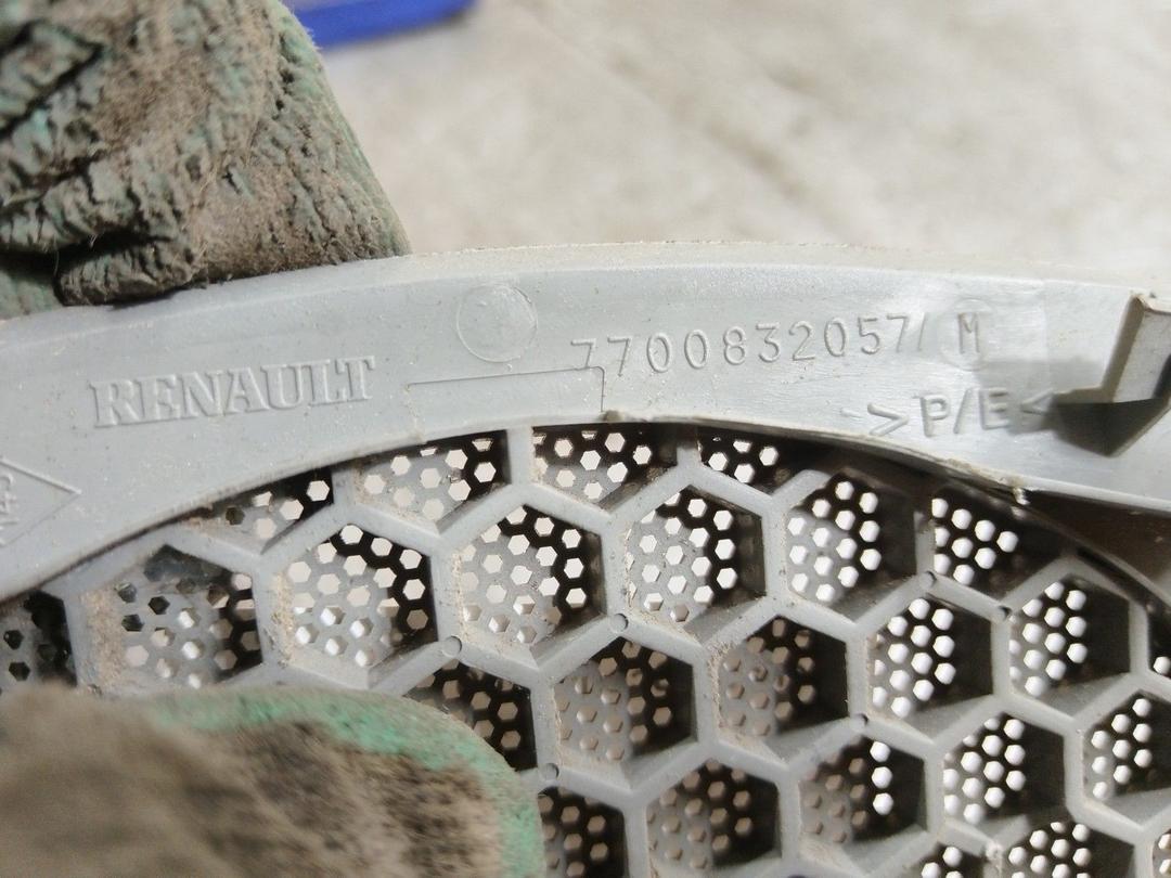 Сетка для динамика 67IPFO Renault Scenic купить с доставкой