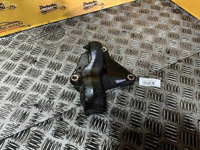 Кронштейн полуоси ITG5EK Peugeot 307