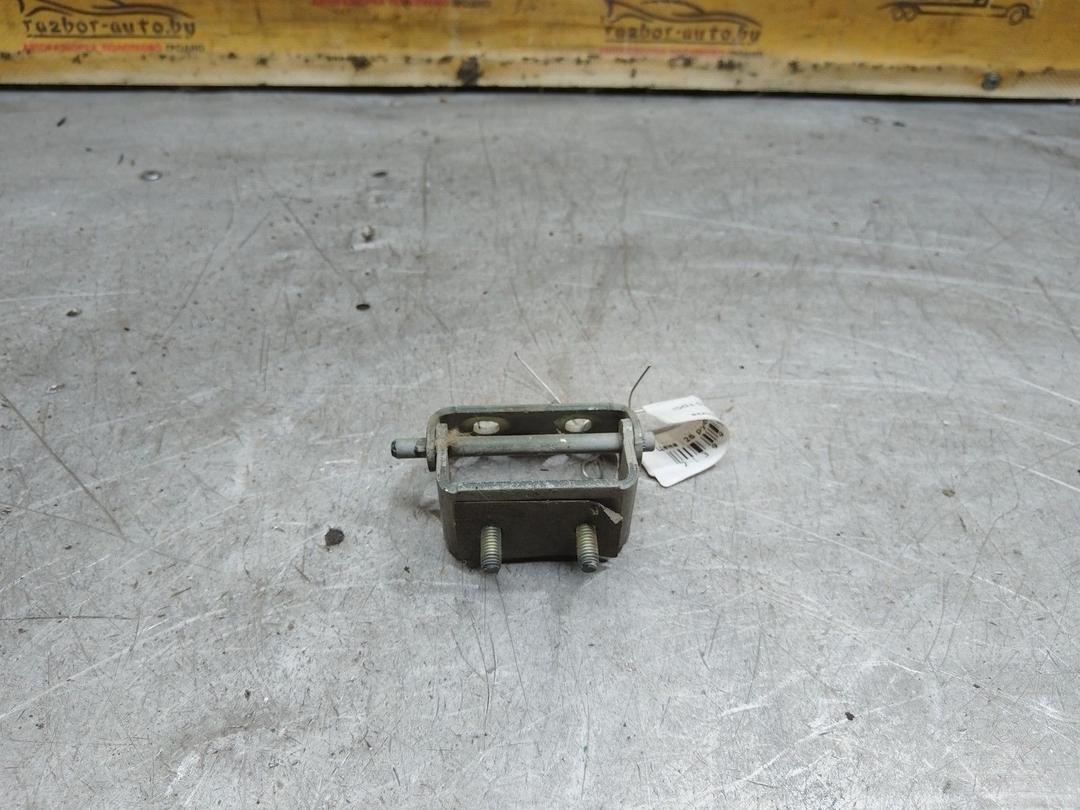 Петля крышки багажника 5YVHFK Ford Mondeo купить