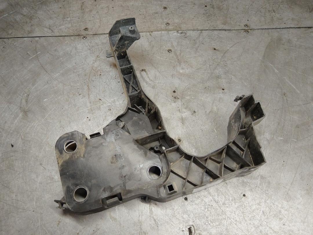 Крепление фары левой 3AF51Q Renault Scenic - Фото 1