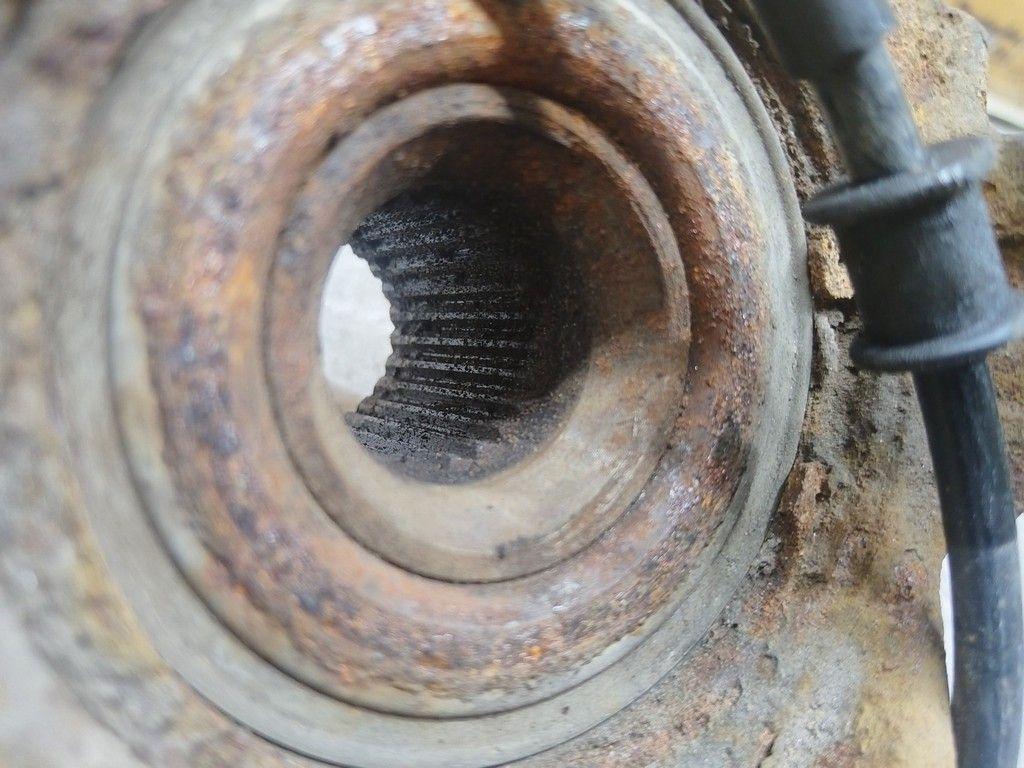 Кулак поворотный левый 6X75KA Citroen Xsara Picasso - Фото 6