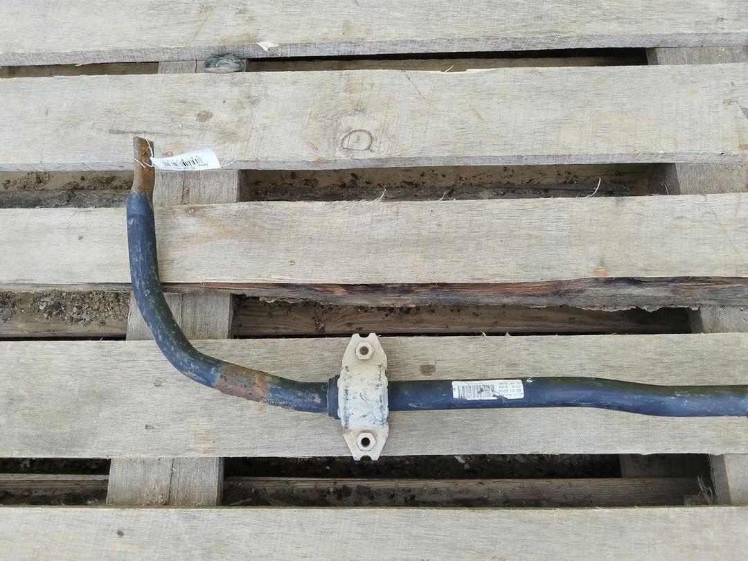 Стабилизатор подвески (поперечной устойчивости) передний H3HI83 Volkswagen Passat купить