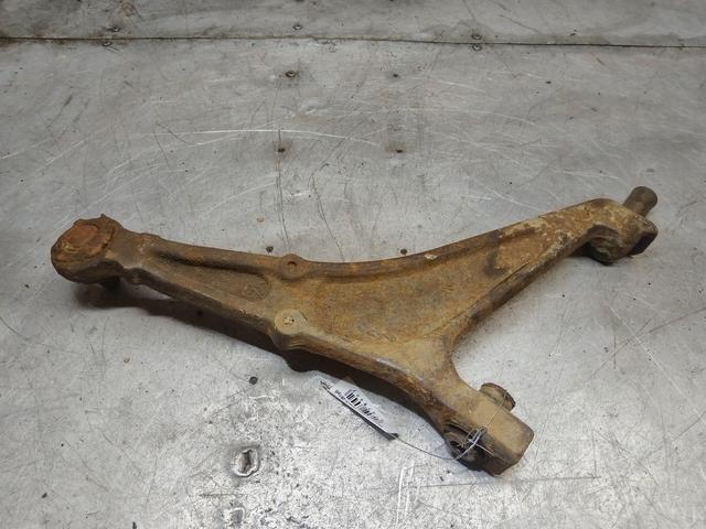 Рычаг передний левый ZIIIF7 Citroen Saxo купить на авторазборке