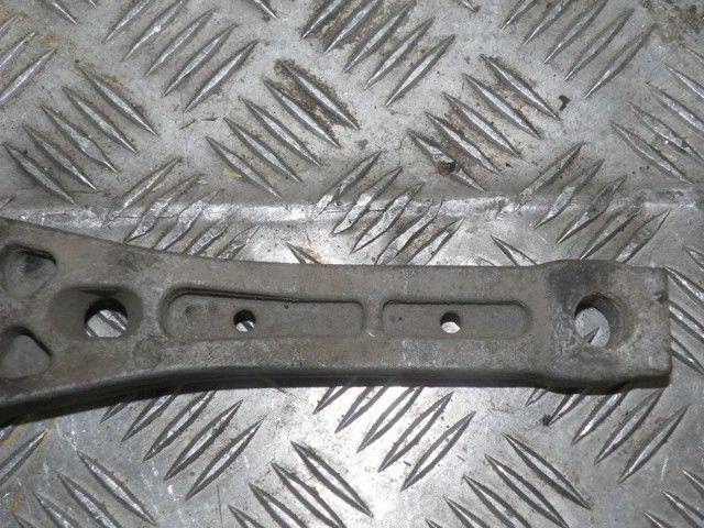 Кронштейн КПП M1LFFR Volkswagen Touran купить в магазине запчастей бу